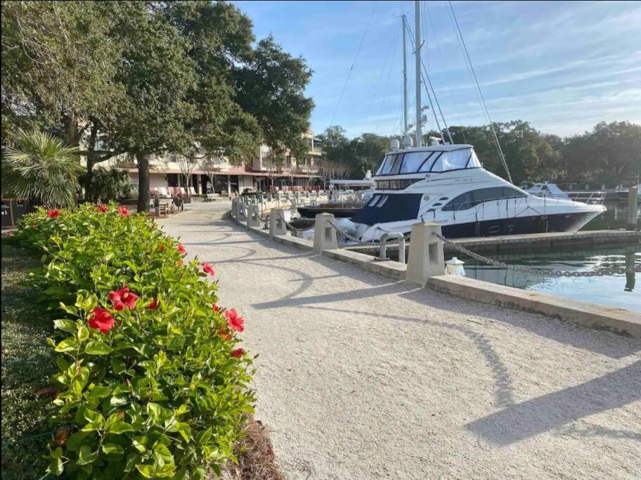 New Pics! Harbour Town 3Br/3Ba - Pool Access - Book Now Vila Hilton Head Island Exterior foto